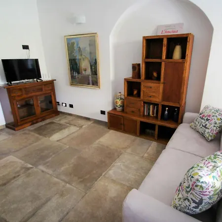 Studio L'anciua By Interhome Διαμέρισμα *